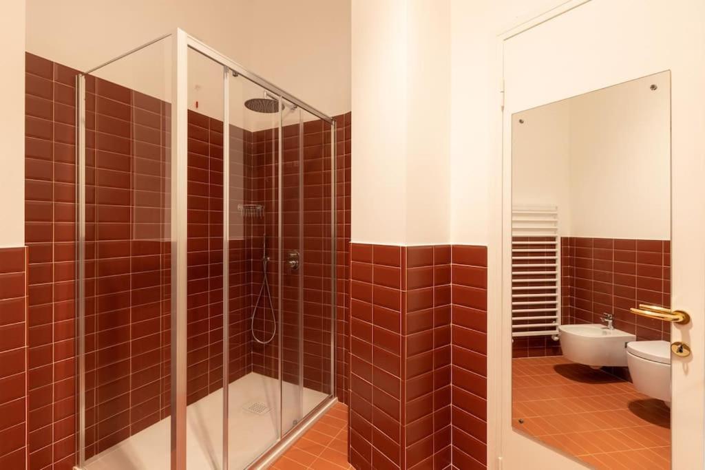 شقة Elegante Bilocale Porta Genova - Mirable Pm ميلان المظهر الخارجي الصورة